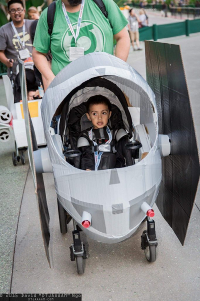 Косплееры изображают технику из Star Wars Косплееры изображают технику из Star Wars